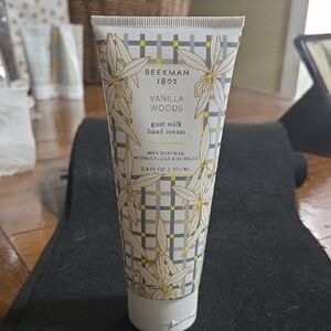 Beekman 1802 Vanilla Woods Goat Milk Hand Cream - White, Gray, and Yellow
